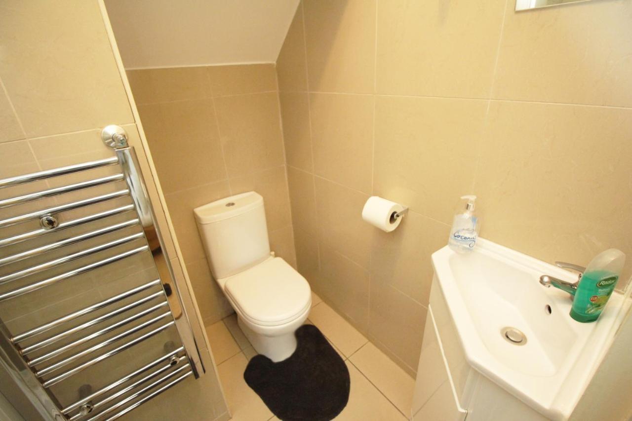 Flexistay Tooting Studios London Bagian luar foto